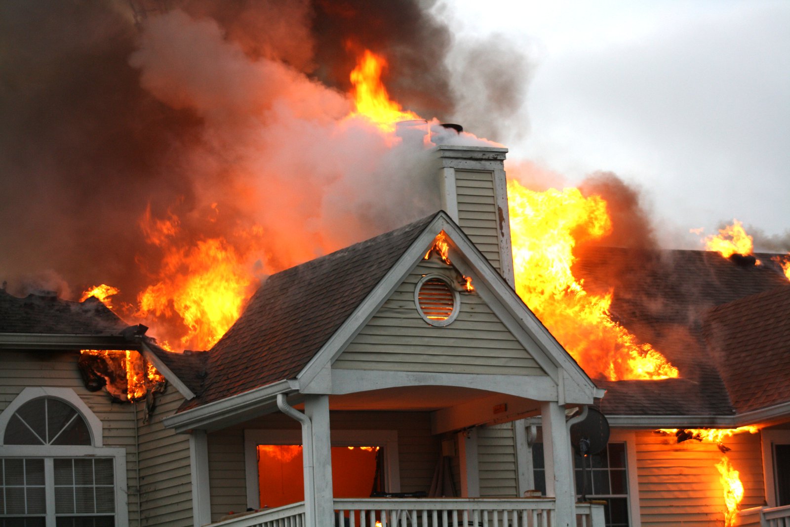 Fire-Damaged Homes in Atlanta: How Owners Still Sell Fast Fire-Damaged Homes in Atlanta: How Owners Still Sell Fast